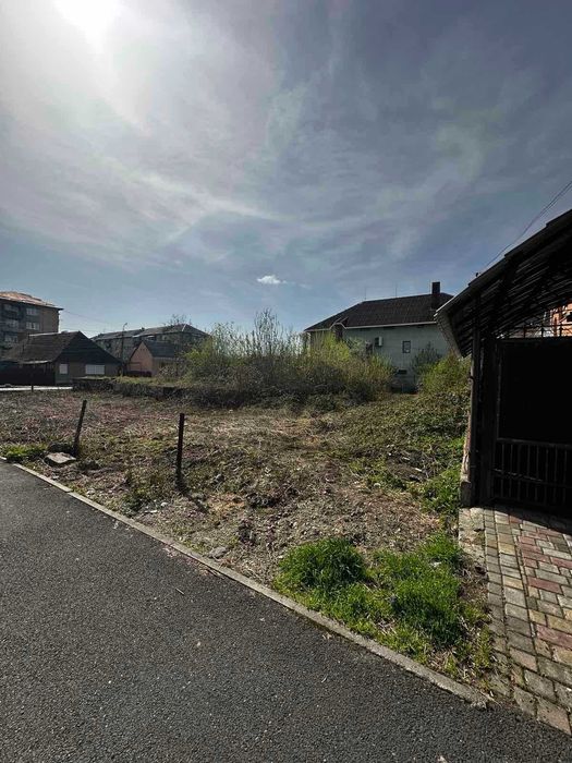 Продається комерційна ділянка в м. Тячів