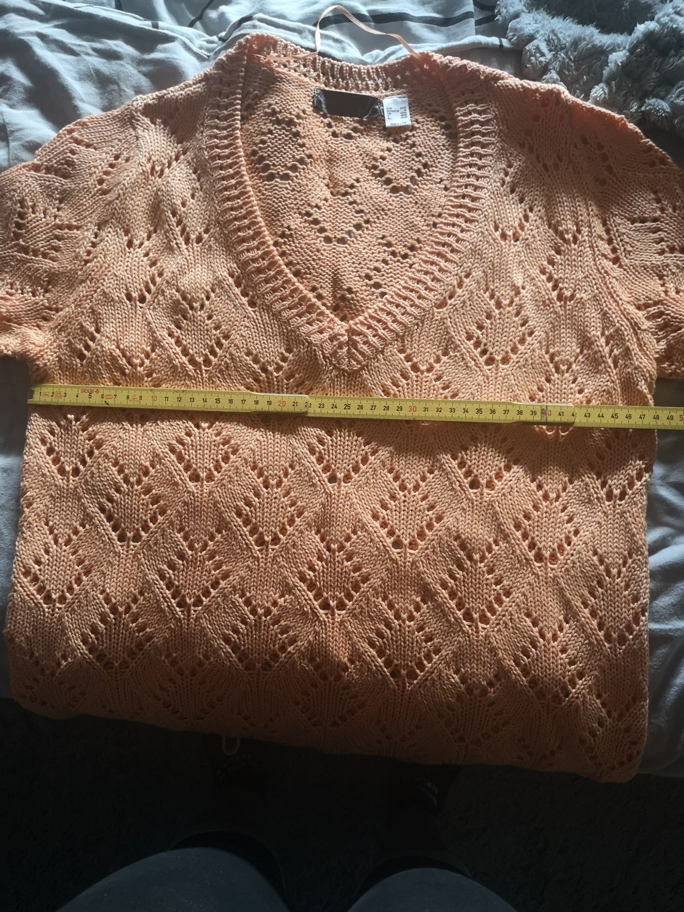 Sweter z krótkim rękawem NOWY