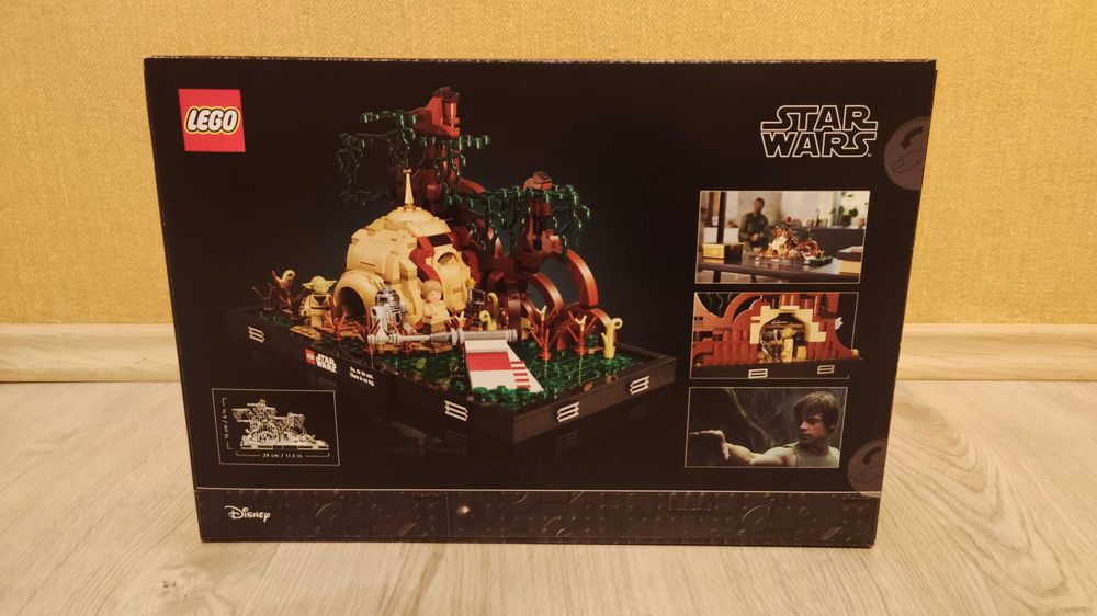 LEGO Star Wars Diorama: Szkolenie Jedi na Dagobah 75330