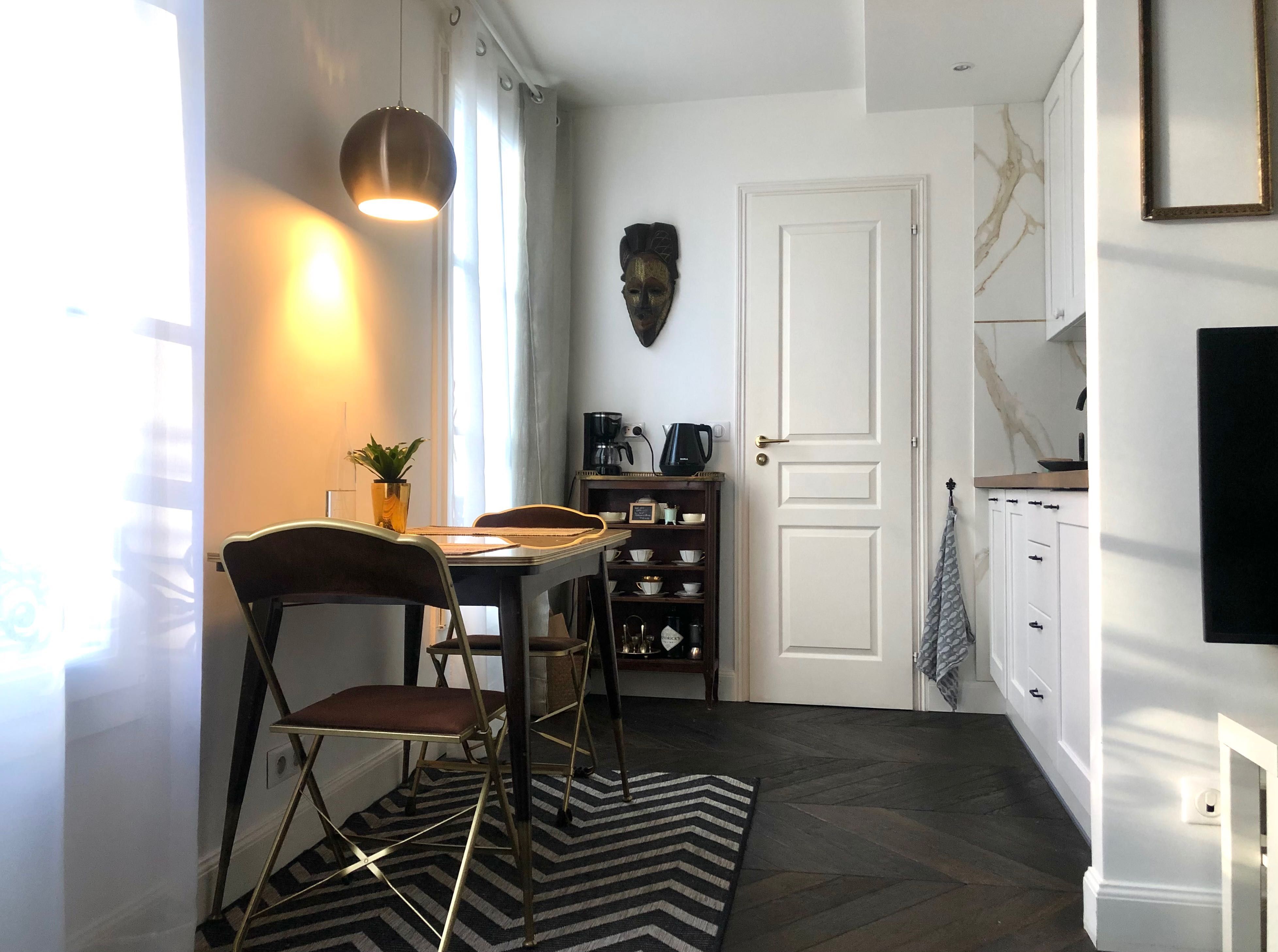 Elegancki apartament w Paryzkiej dzielnicy artystów Montmartre