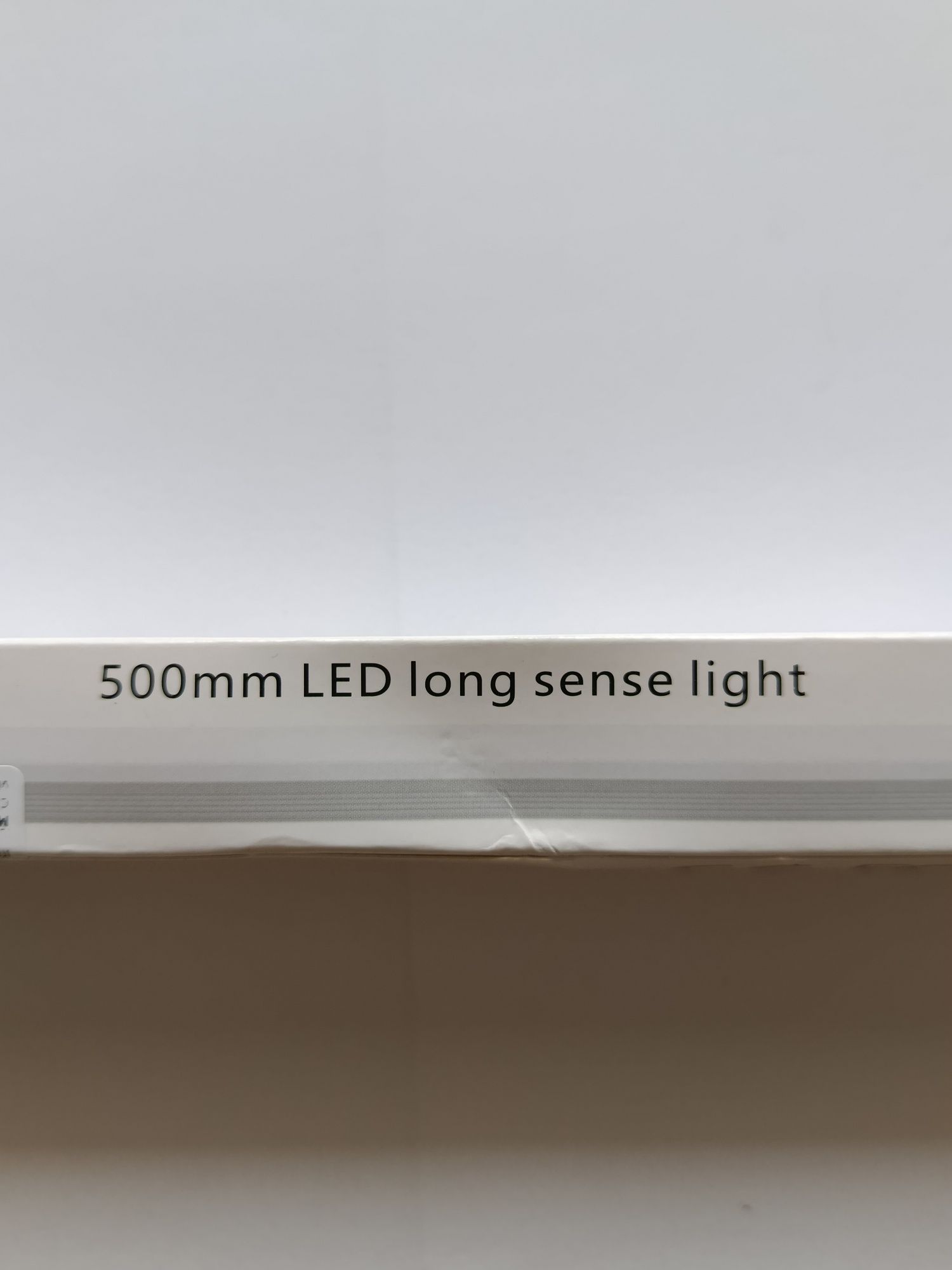 Akumulatorowa lampa LED 50cm. z czujnikiem ruchu