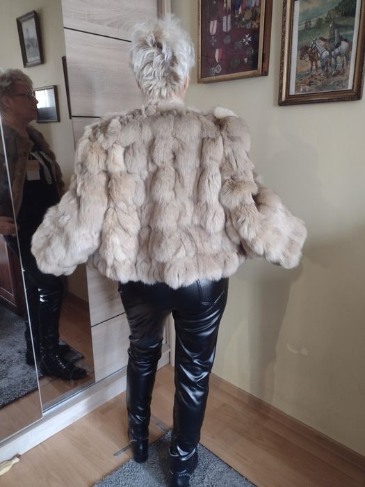 Lis w kolorze karmelu. Piękne . Obniżka tylko do końca listopada.