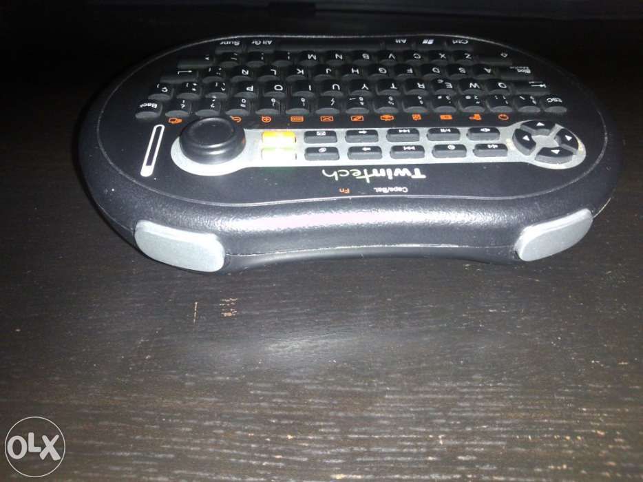 Teclado e Rato Wireless Bluetooth Portable (Palm Style Keyboard USB)