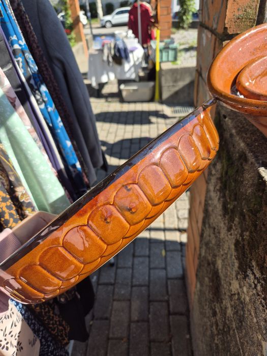 Taças de barro para forno