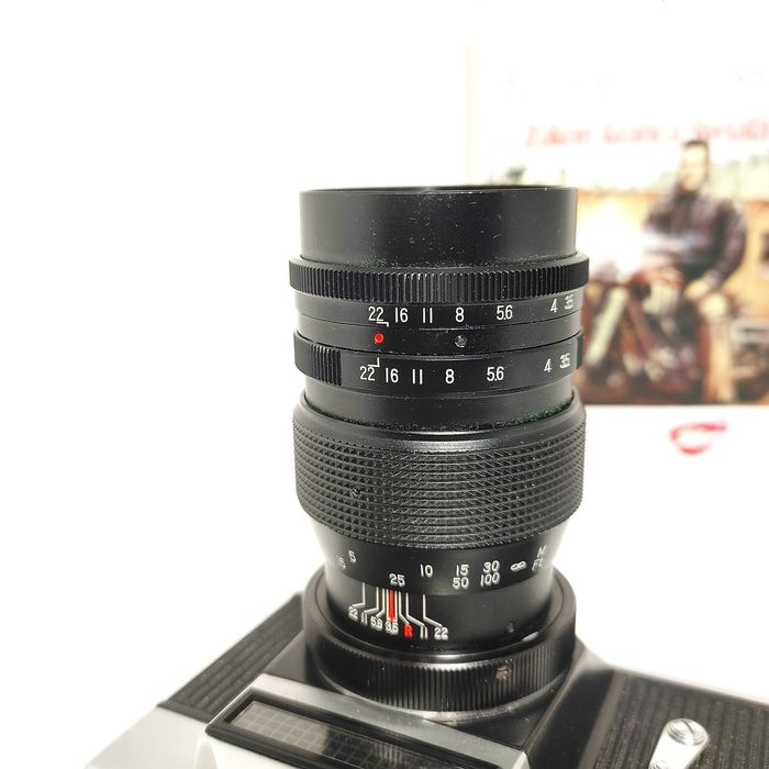 Zadbana Lustrzanka analogowa RETRO CCCP Zenit E z HANIMAR 135mm 1:3,5