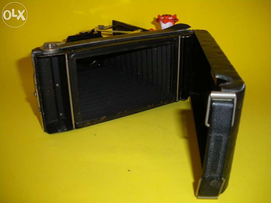 Máquina Fotográfica Vintage – Kodak Brownie Pliant Six-16