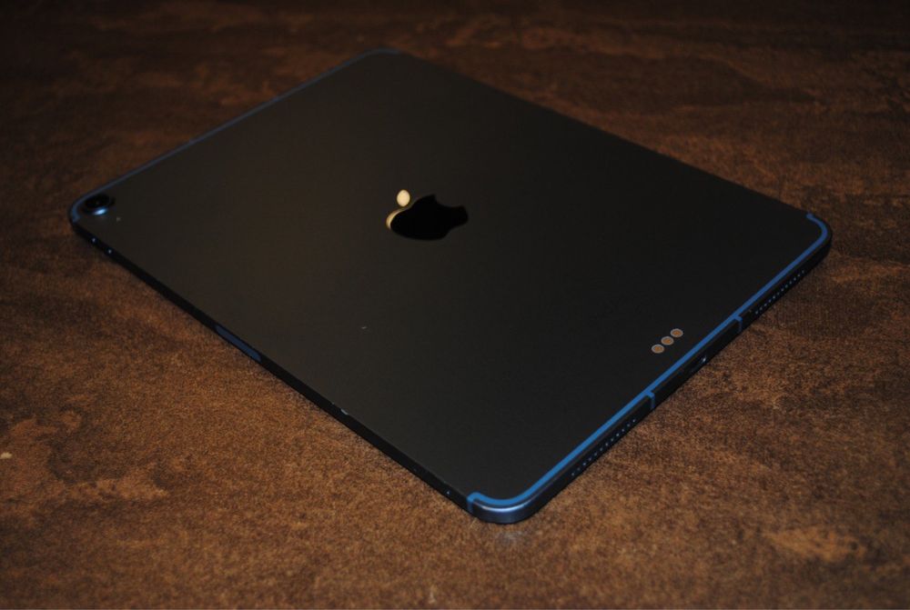 Б/У iPad Air 5 10.9" Wi-Fi + Cellular 64G Blue M1 Chip