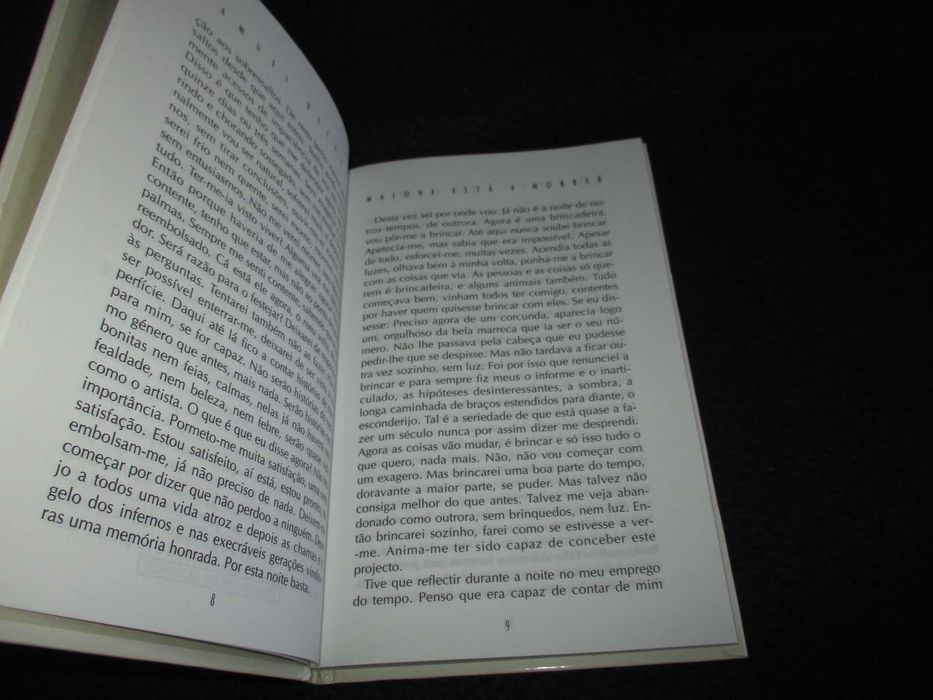 Livro Malone Está a Morrer Samuel Beckett