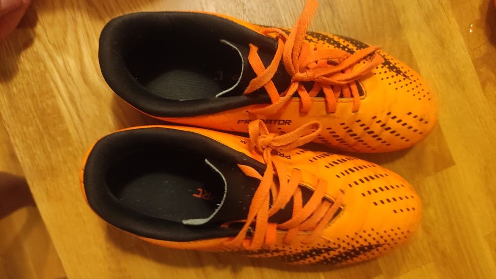 бутсы футбольные Adidas 37⅓