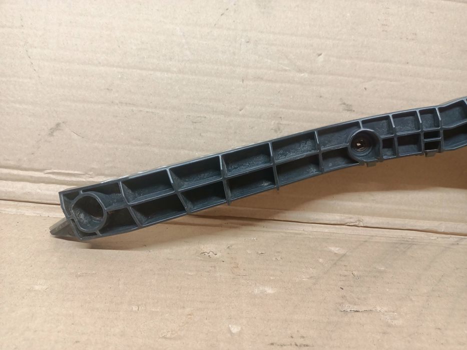 Ślizg mocowanie zderzaka prawy tył tylny Suzuki Grand Vitara II