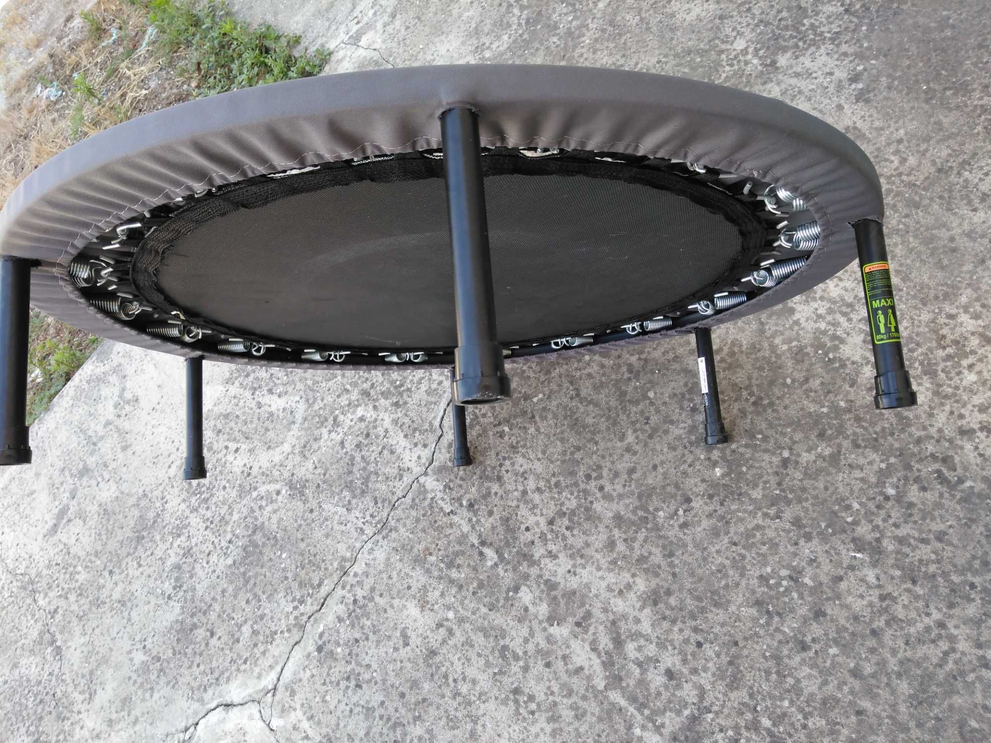 TRAMPOLIM para crianças ou para exercícios