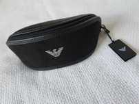 Etui pokrowiec na okulary Emporio Armani czarny