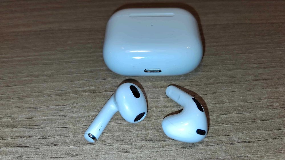 Słuchawki Bezprzewodowe Bluetooth z Etui Ładującym