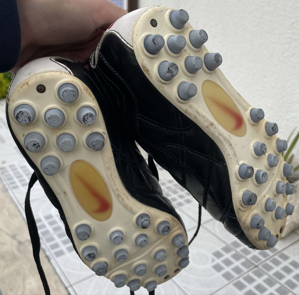 Chuteiras Clássicas Nike