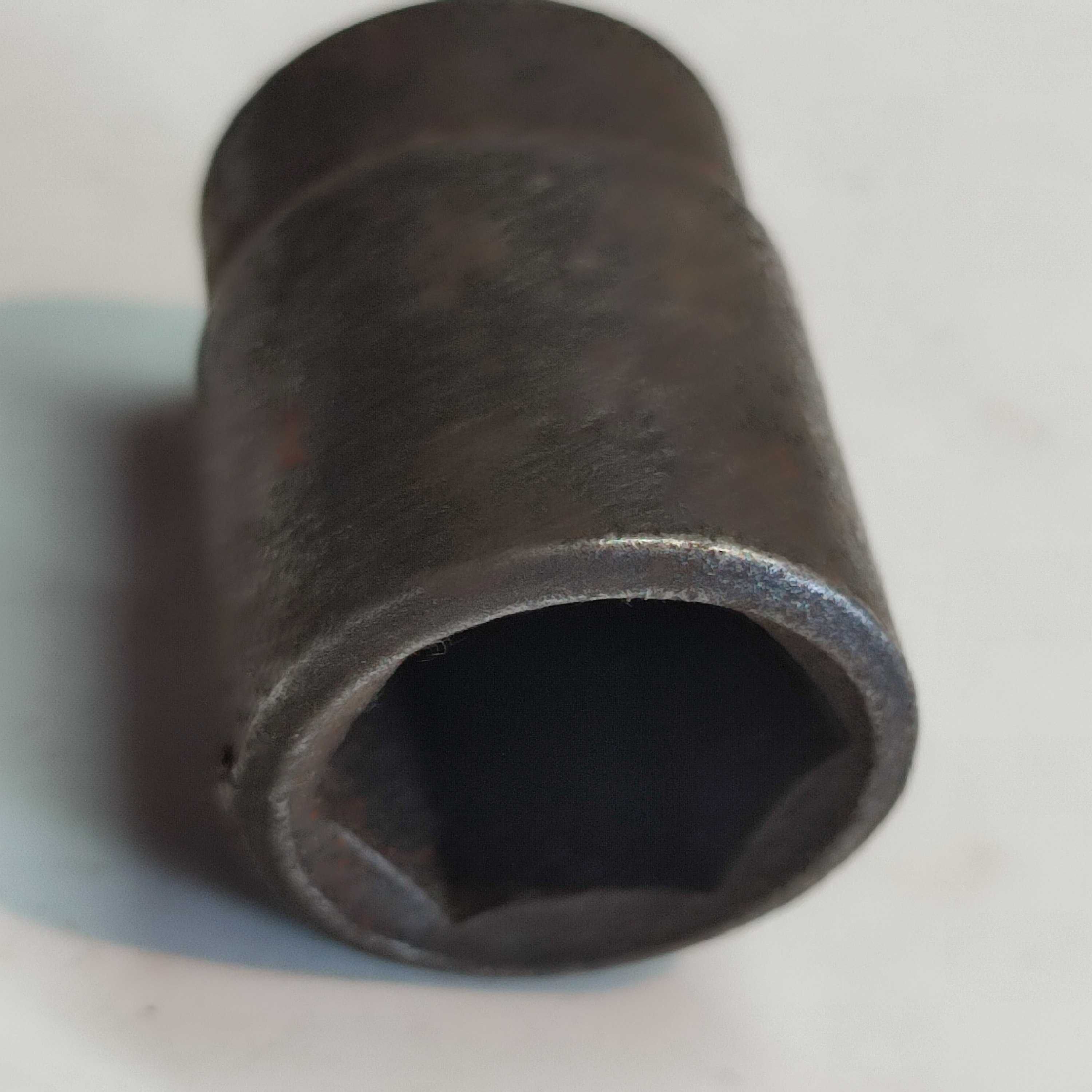Klucz nasadkowy 19 mm