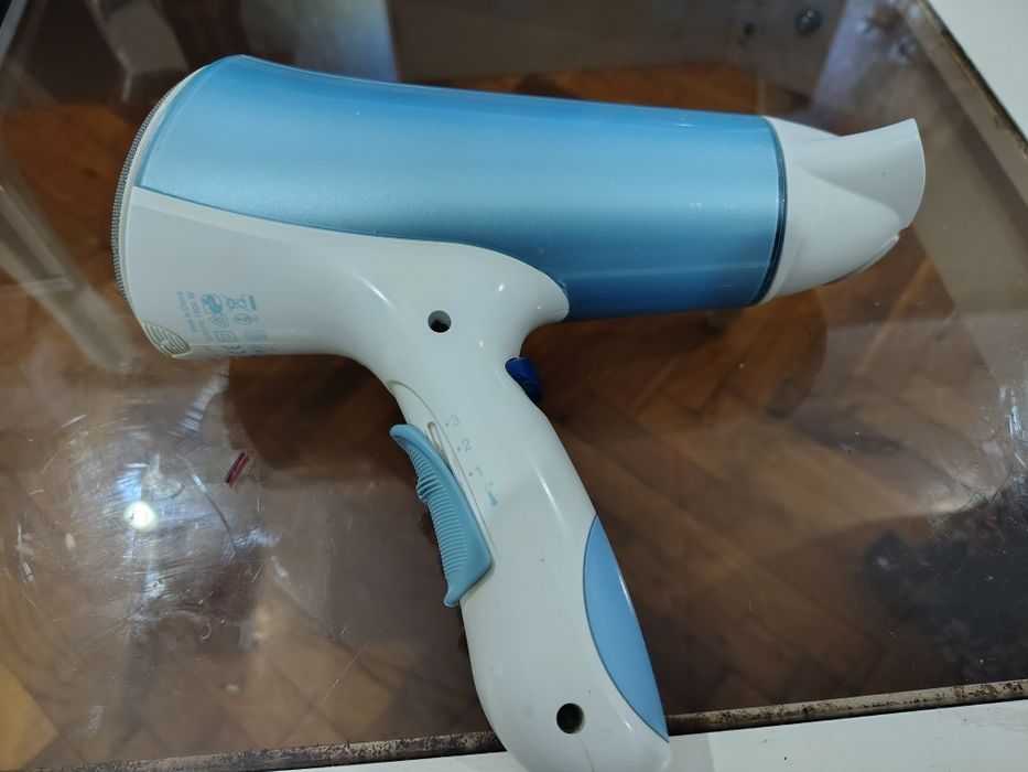 Фен Braun з іонізацією б/в