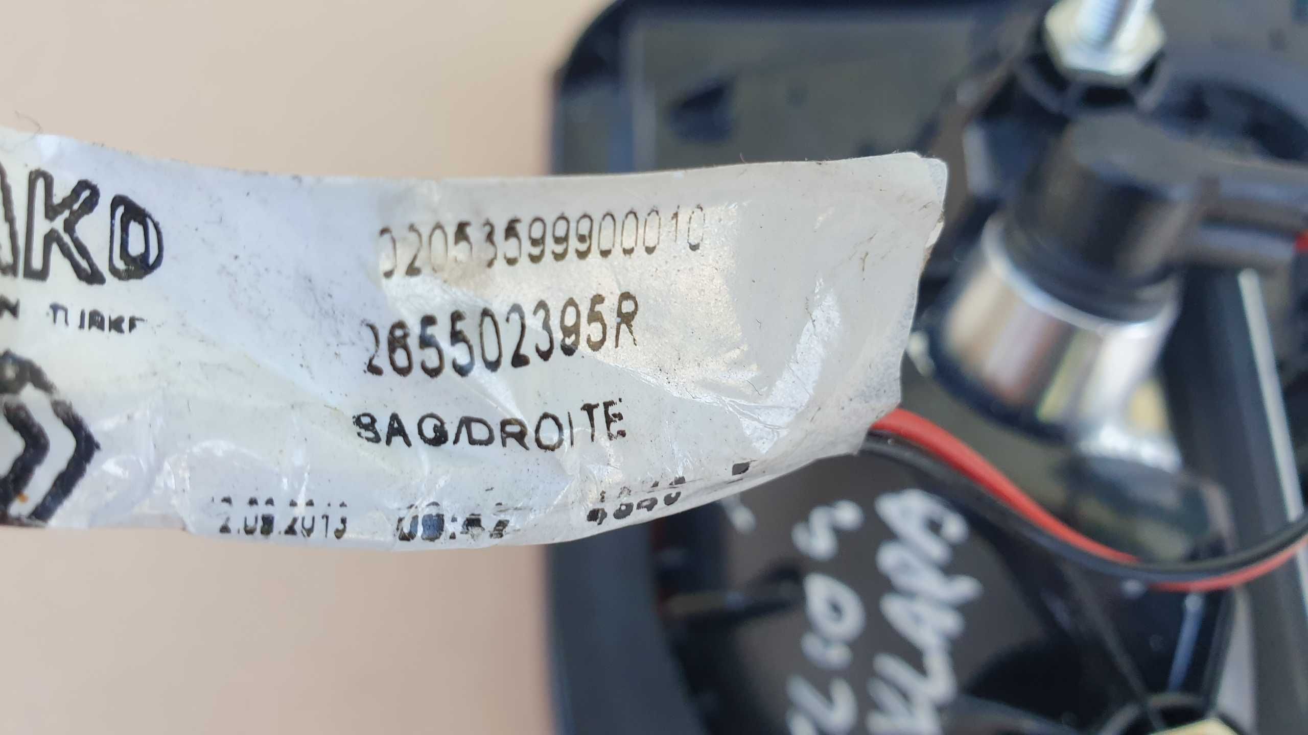 Renault clio IV 4 kombi prawa lampa tylna w klapę