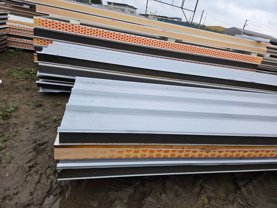 Płyta pir dachowa 12 cm uszkodzona