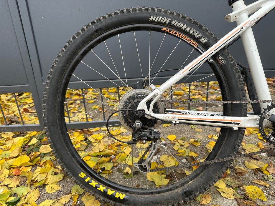 Велосипед GT avalanche 3.0