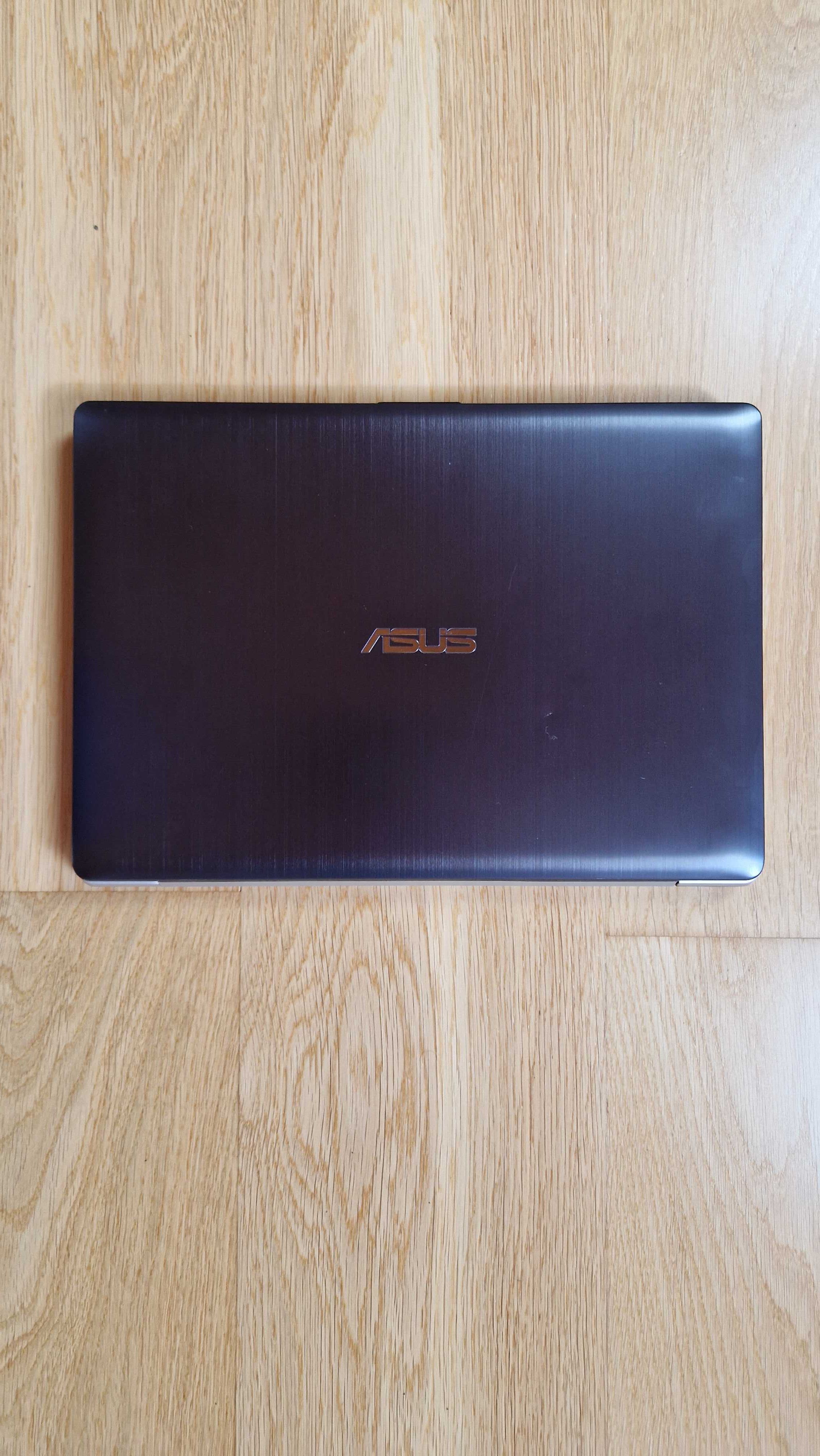 Laptop Notebook Asus VivoBook 13,3" stan bardzo dobry