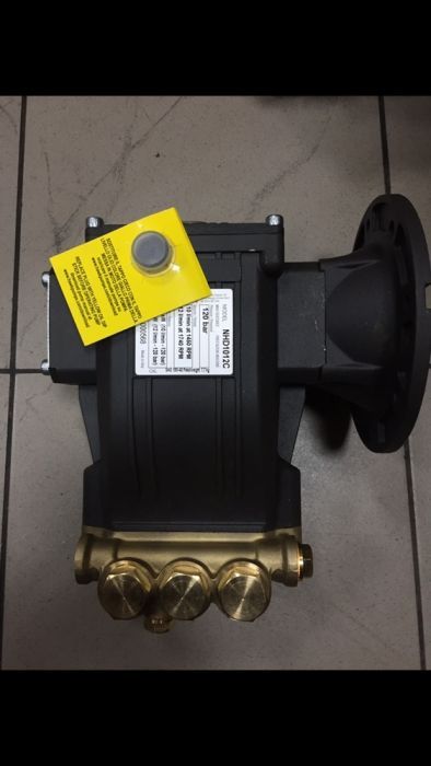 Помпа hawk nmt nhd 1012c +фланец плунжерный насос hawk nmt nhd