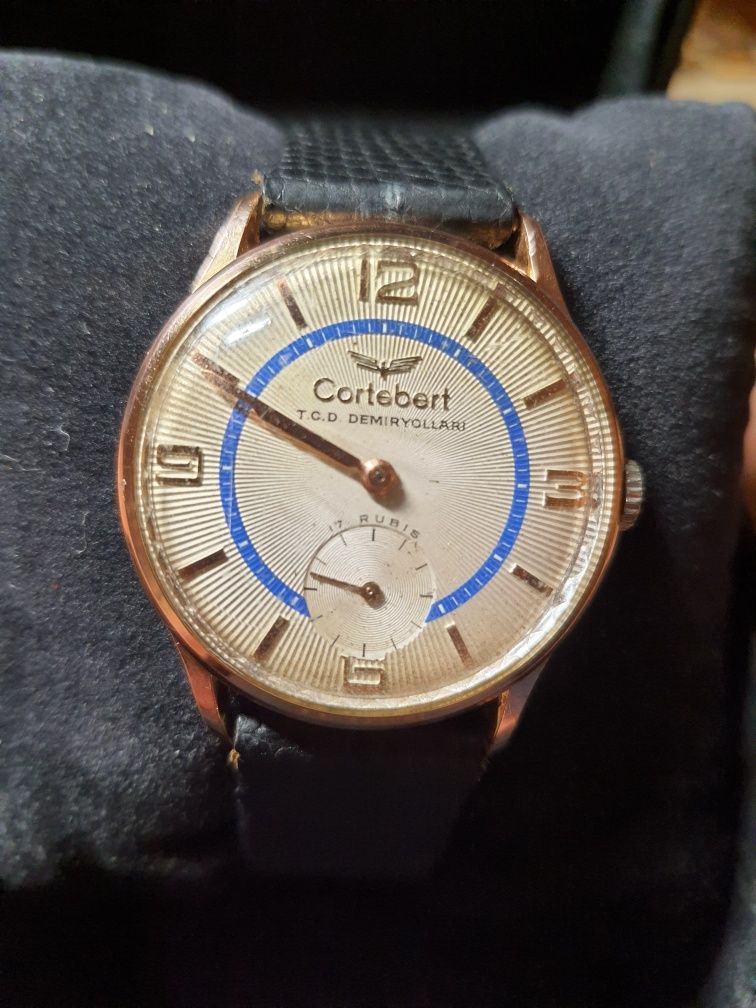 Cortebert vintage gold