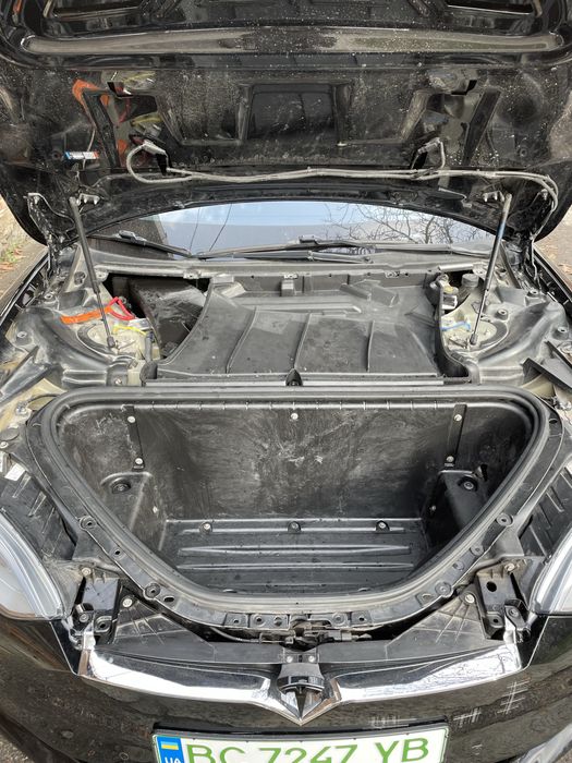 Tesla Model S 2020 Long Range Plus
