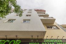 Apartamento T4 na AV. ALFREDO DA SILVA BARREIRO, com vista de Rio
