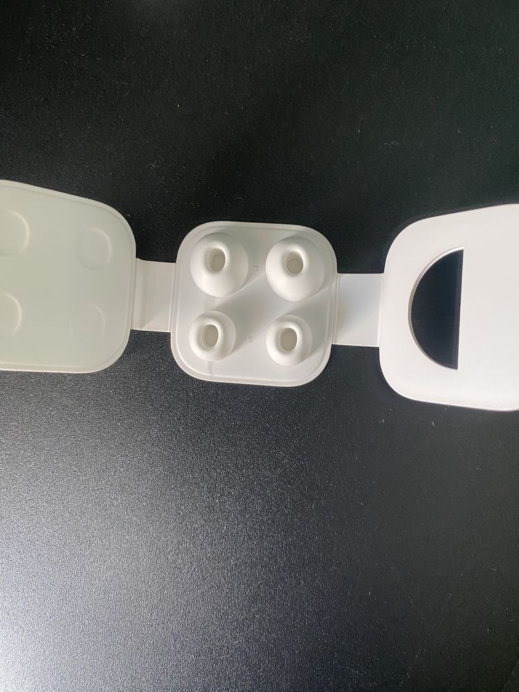 Навушники Air Pods Pro(першого покоління) +амбушури.Без кейсу