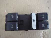 Interruptor Elevador Vidros/ Fecho Portas Volkswagen Golf V (1K1)