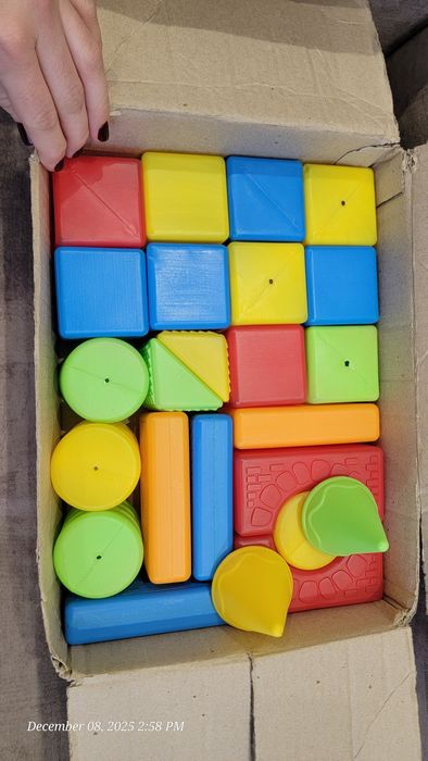 Дитячі кубики конструктор