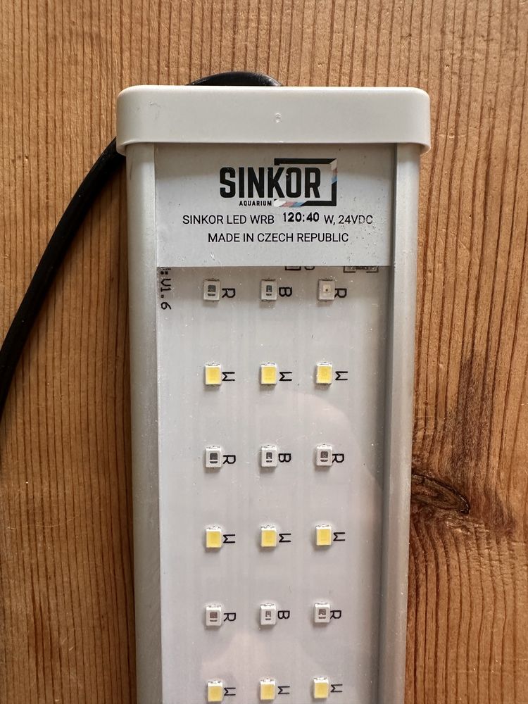 Oświetlenie LED Sinkor WRB z kontrolerem WiFi