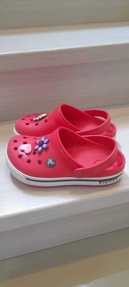 Klapki basenowe crocs