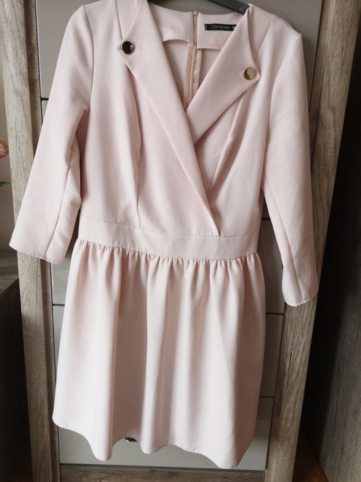 Sukienka beżowa r M