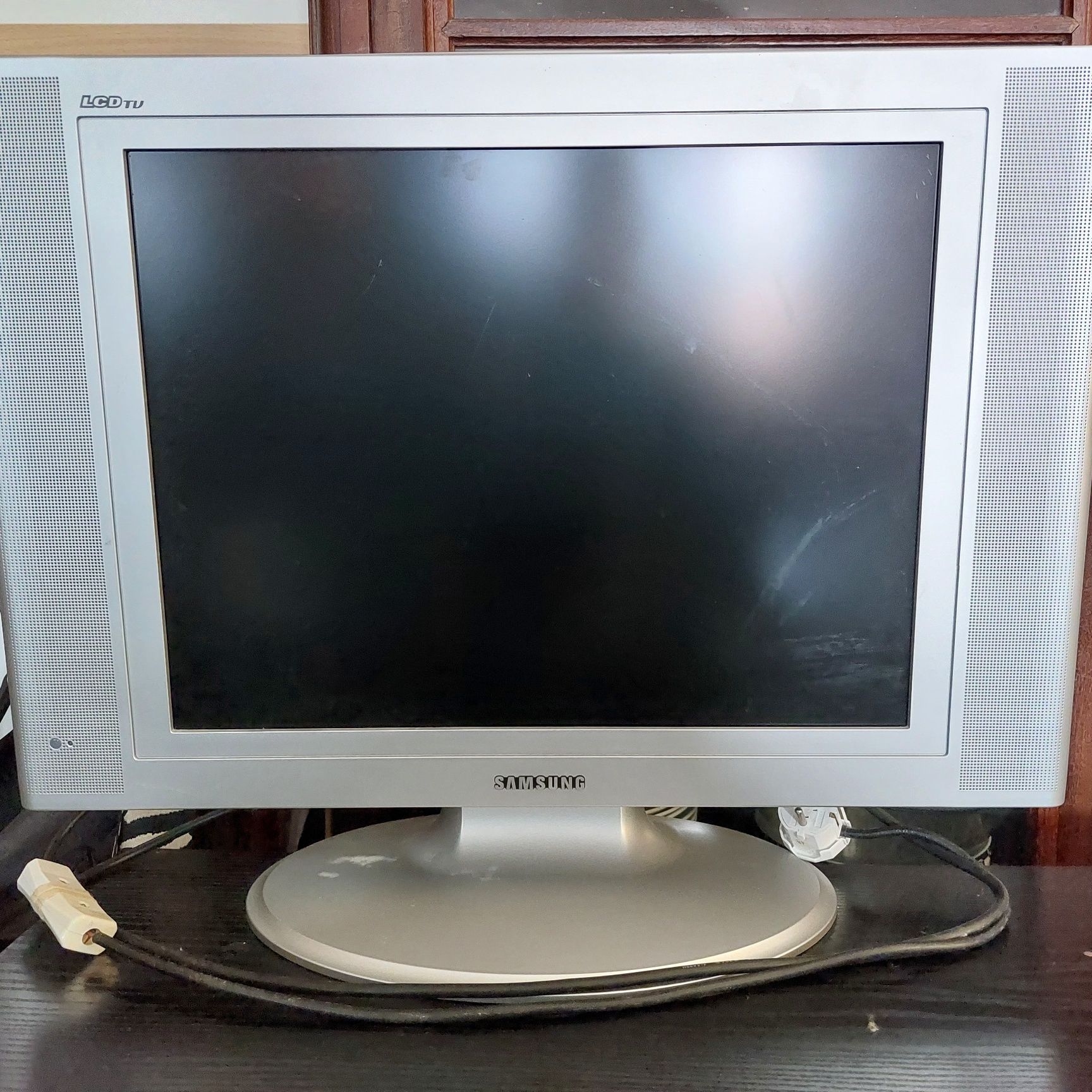 LCD Samsung usado