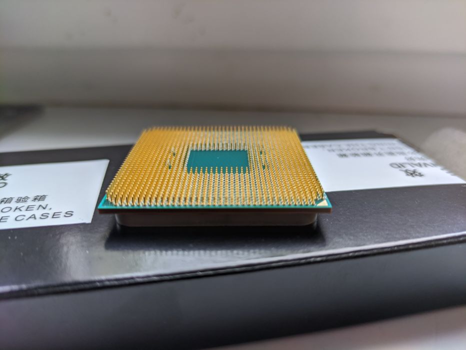 Процесор Ryzen 5 1500x
Базова частота 3.5 герц, в роз