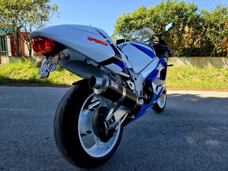 Suzuki Gsxr - 750 Oportunidade