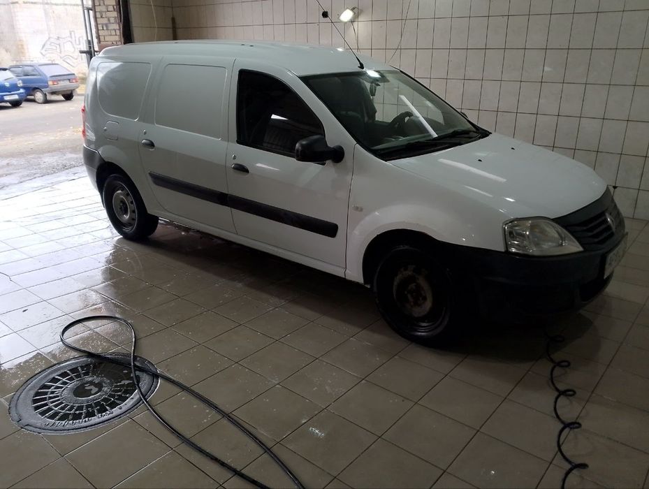 Продам авто Renault Logan MCV 2011