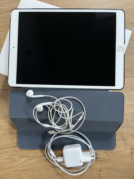 Ipad Air 3 64GB silver wifi + gratisy