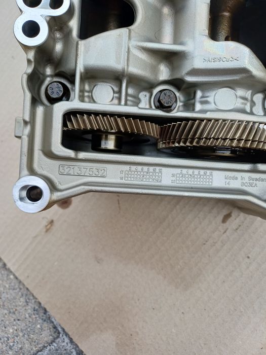 Wałki wyrównoważające volvo 2.0b mild hybrid B3, B4 itp.