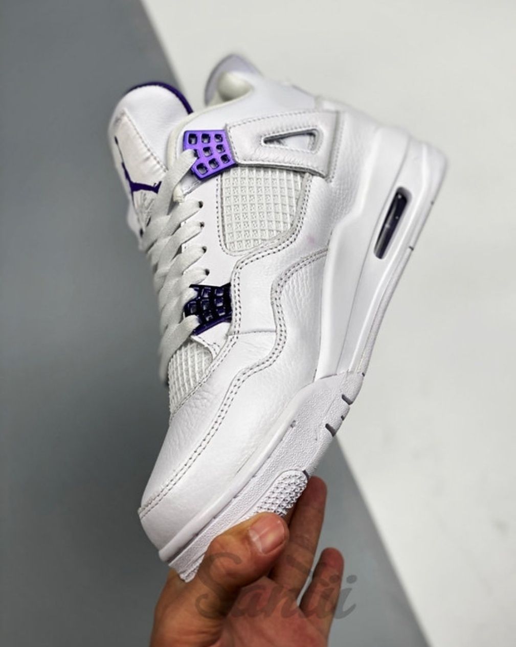 Jordan 4 Mettalic Purple