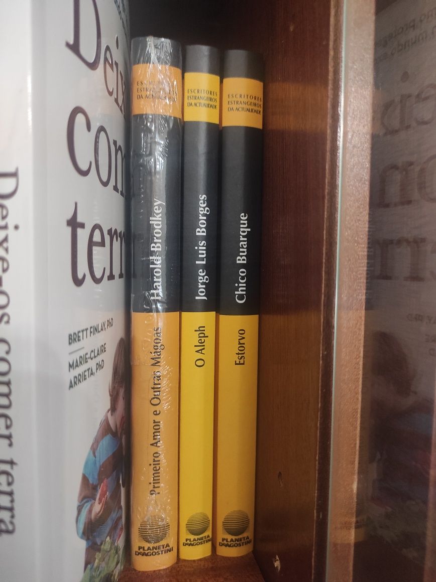 Coleção de autores estrangeiros