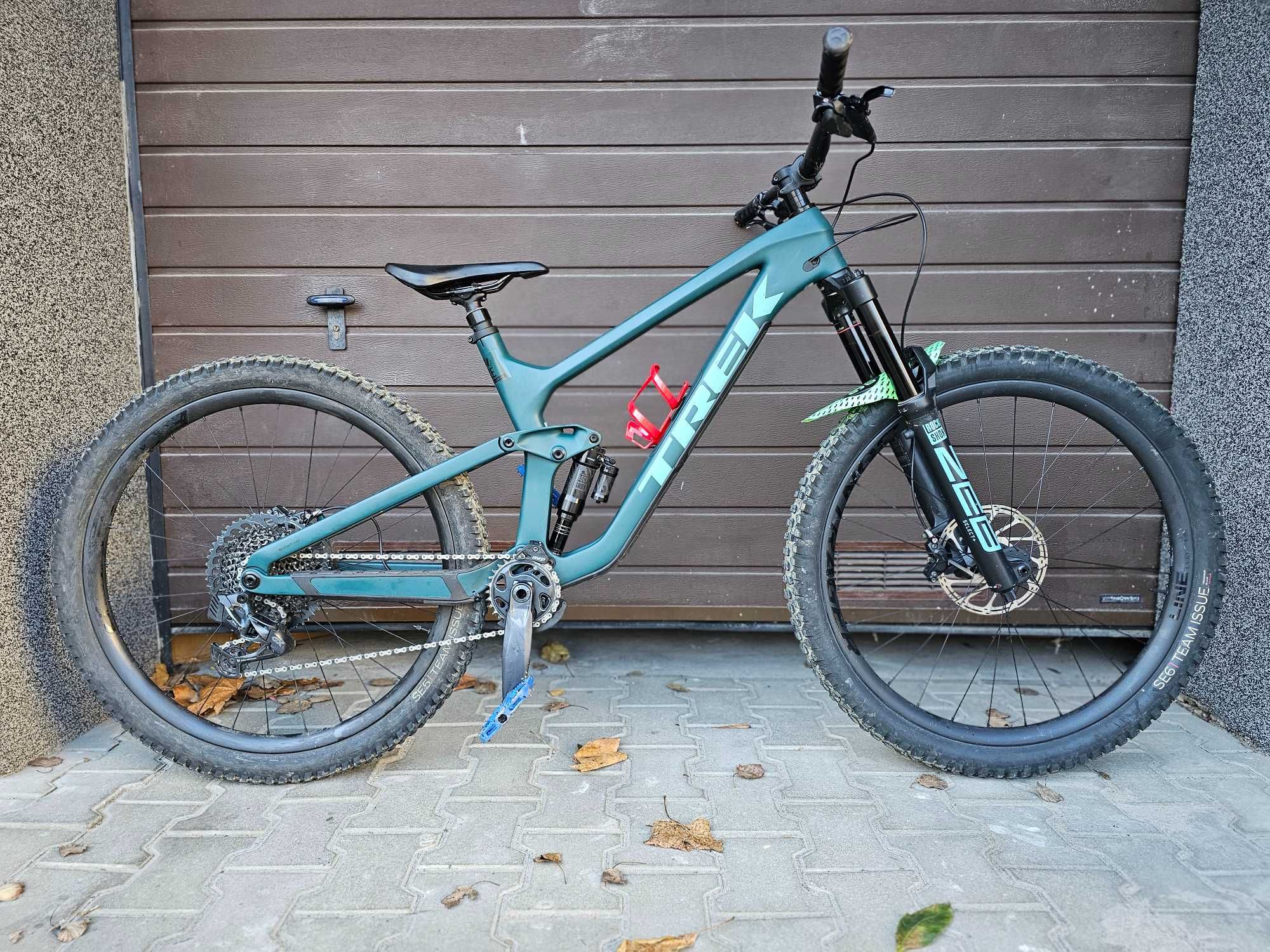 Trek Slash 9.8 GX AXS Gen 5 L