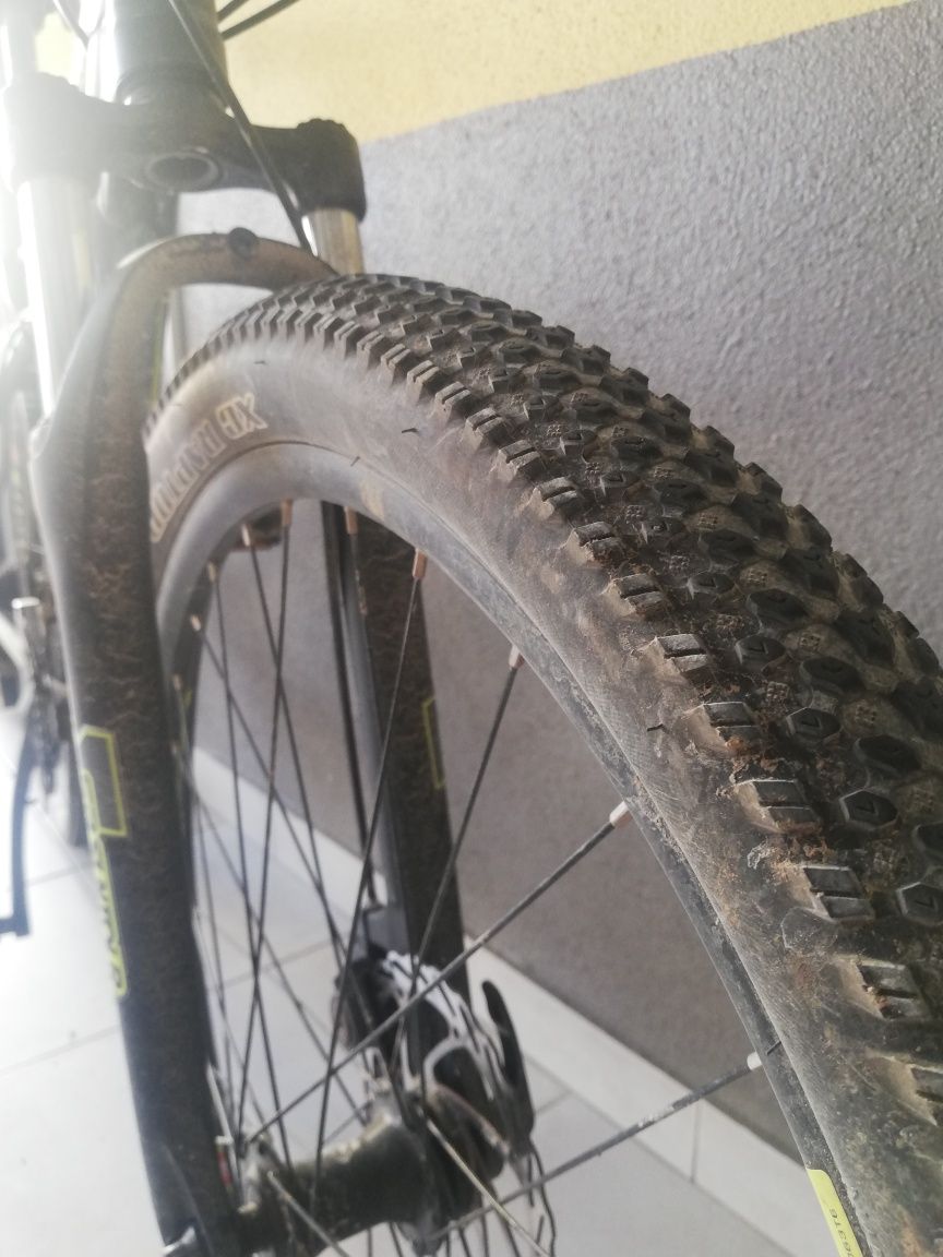 Bicicleta berg trailrock 2.2