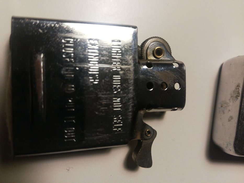 Sprzedam zapalniczkę  Bacardi