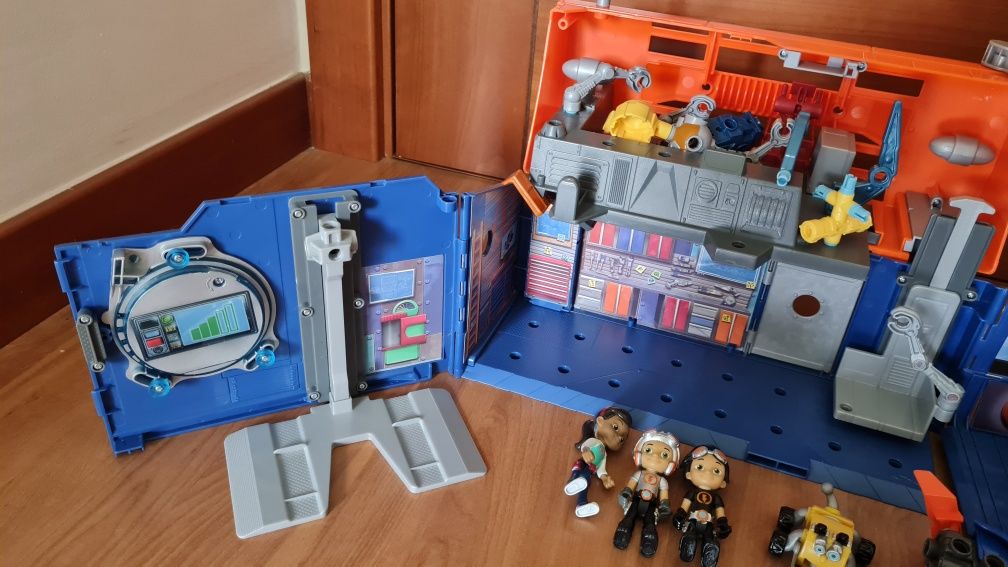 Rusty Rivets Rivet Laboratório Playset