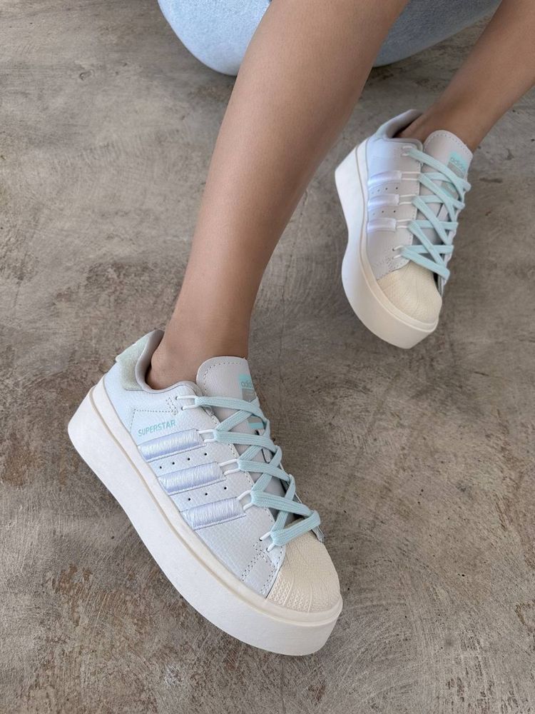 Кросівки жіночі Adidas Superstar White Blue 39
