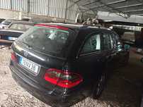 Mercedes E200 w211— com caixa automática (AVARIADA) vendida como está.