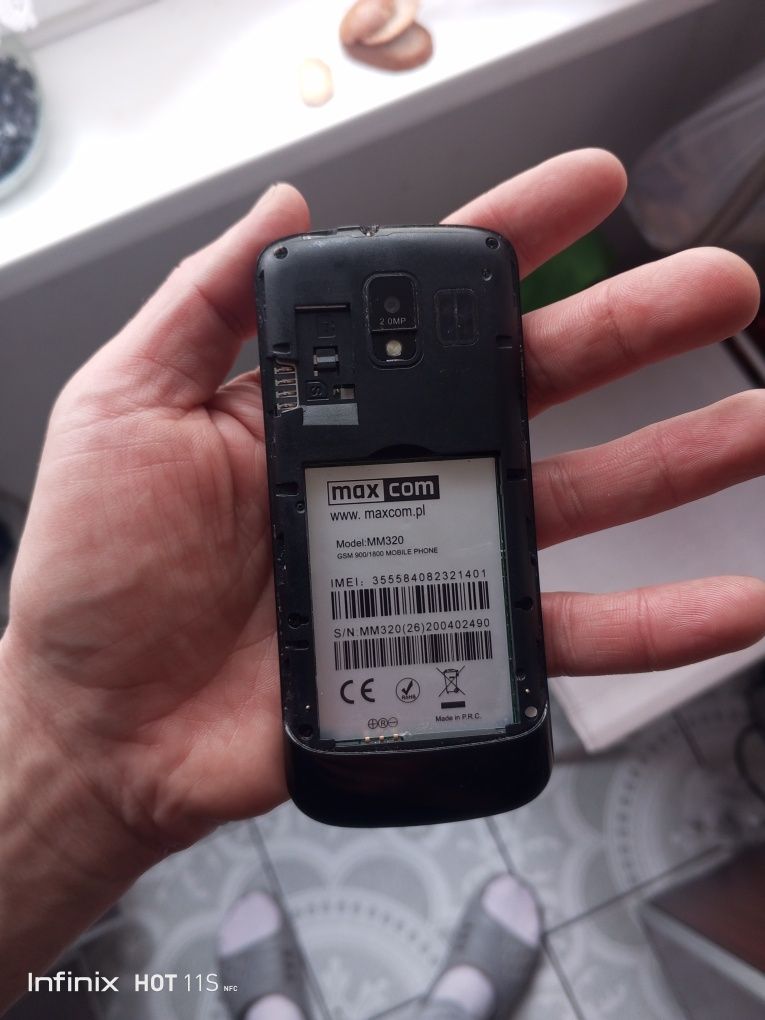 Telefon MAXCOM MM320