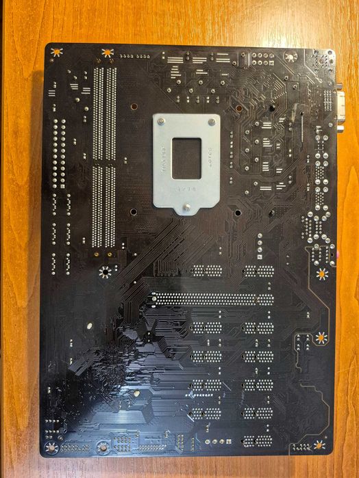 Материнська плата Biostar TB250-BTC PRO